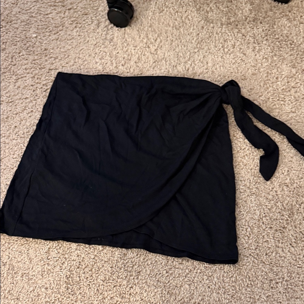 Wilfred Black Wrap Skirt